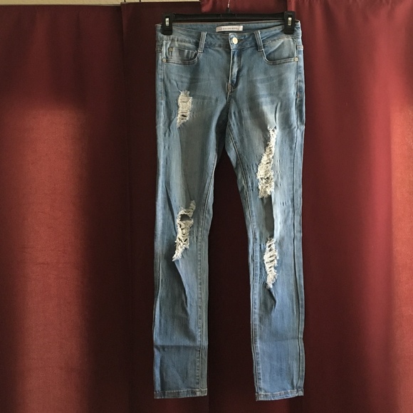 Fashion Nova Size 9 - Ripped Skinny Jeans - Picture 1 of 4